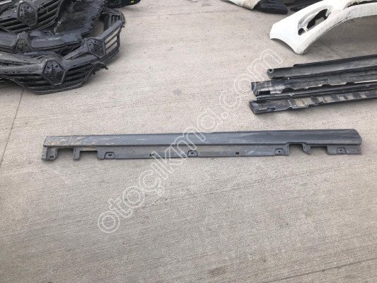 MERCEDES E SERİ W213 AMG SOL MARŞPİYEL 2136900102
