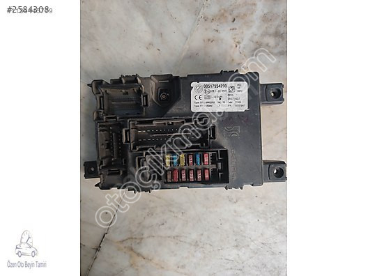 Fiat Punto Body Beyni Sigorta Kutusu 00517954290 - 28079637