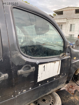 FİAT DOBLO SAĞ ÖN KAPI