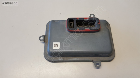 Mercedes 204 BEYİN FAR ZENON A2048700126