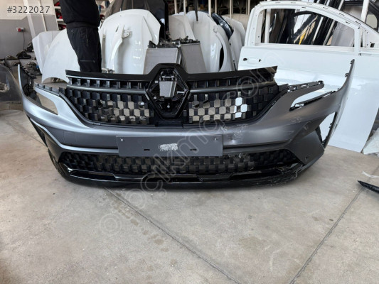 Renault austral ön tampon dolu