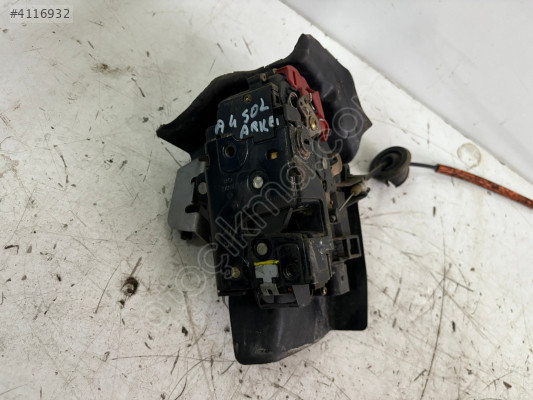 AUDİ A4 SOL ARKA KAPI KİLİDİ