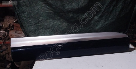 4M0853960B orj audi Q7 sağ ön kapı bandı