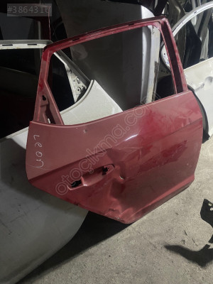 SEAT LEON SAĞ ARKA KAPI 2013-2019 ÇIKMA ORİJİNAL