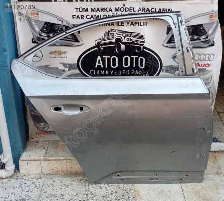 SKODA SÜPER B ORJINAL CIKMA SAG ARKA KAPI