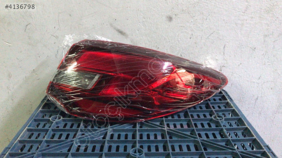 OPEL ASTRA J SEDAN SAĞ DIŞ STOP SIFIR YEDEK PARÇA