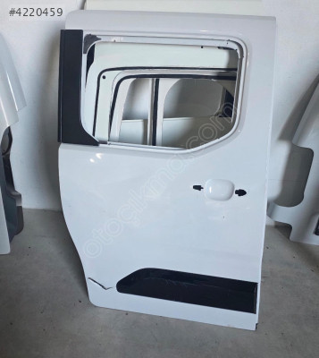 2019/2025 CİTROEN BERLİNGO BEYAZ SAĞ SÜRGÜLÜ KAPI ORJINAL