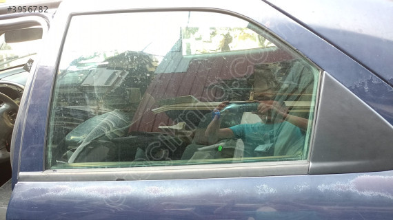 citroen xsara sol arka kapı camı