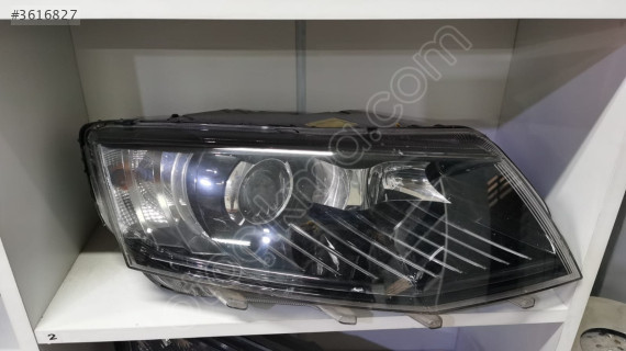 Skoda Octavia İçin Çıkma Sağ Far - Orijinal & Kaliteli