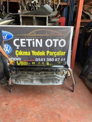 Renault megan dört arka bagaj kapağı