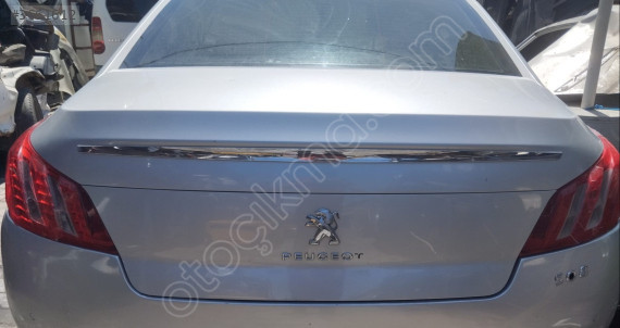 peugeot 508 arka bagaj kapağı