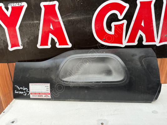 Citroën C5 AirCross Sağ arka kapı çıtası kapı dodik 2315441