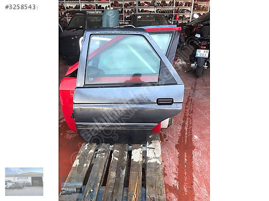 OTO CEMDEN ÇIKMA FORD ESCORT SOL ARKA KAPI ESKİ TİP