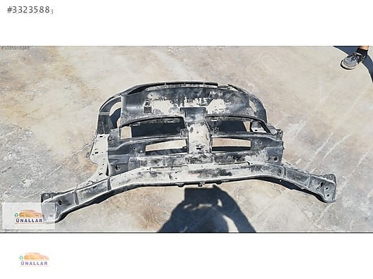 2010 BMW3 E90 ÖN PANEL ''ÜNALLAR OTO YEDEK PARÇA''DA