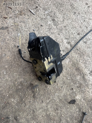 Scenic 2 Sol Ön Kapı Kilidi