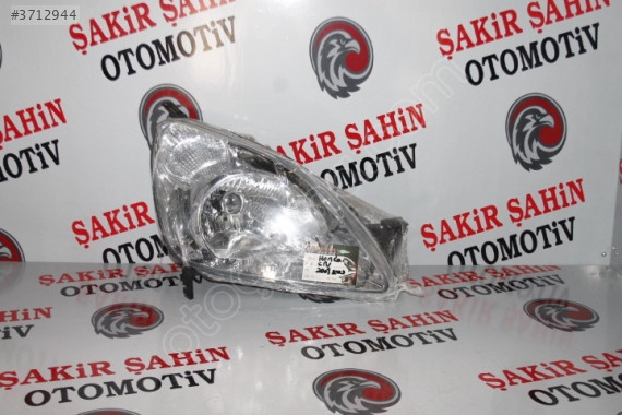 2005-2006 Honda Accord CR-V Modeli Sağ Ön Far Parçası