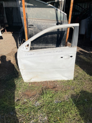 PEUGEOT 301 SOL ÖN KAPI