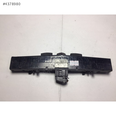 Opel Astra H Zafira B Dörtlü Flaşör Düğmesi 13100105 03758075