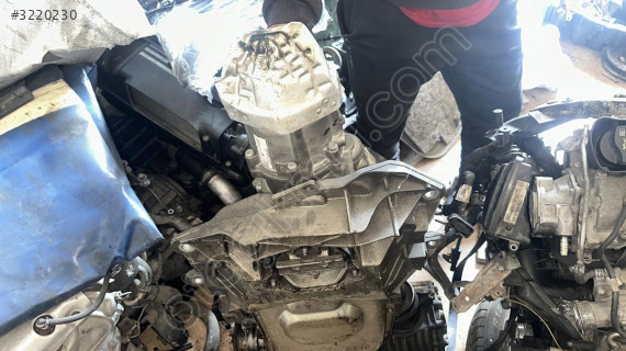 AUDİ A4 2000 TFSİ ÇIKMA OTOMATİK BENZİNLİ ŞANZİMAN