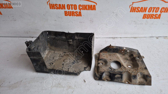 Partner 1.9 akü alt sacı ve akü koruma plastiği