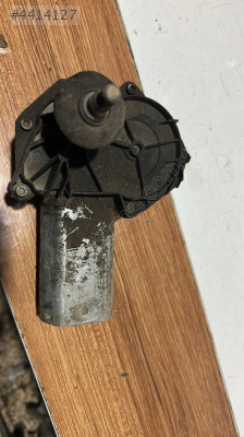 2007-2010 PEJO 307 ARKA SİLECEK MOTORU ORJ ÇIKMA