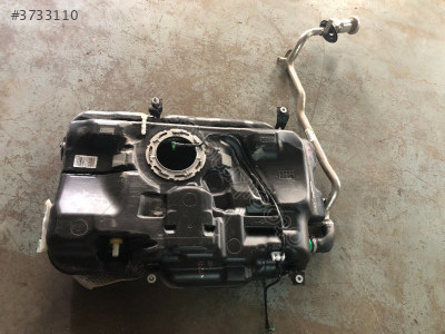 MERCEDES W246 B180 YAKIT DEPOSU ORJİNAL
