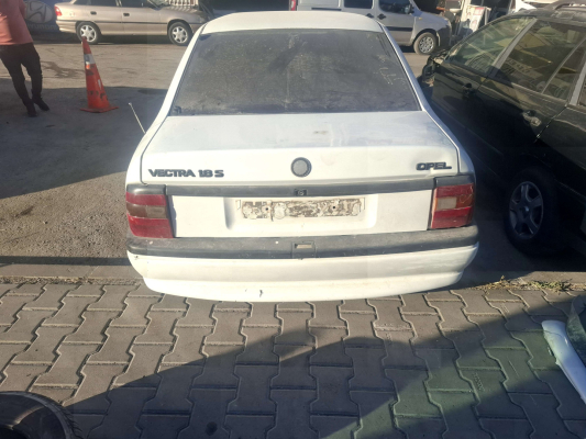 ÖZMEN OPEL VECTRA A ÇIKMA ARKA TAMPON