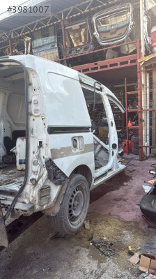 2016 Dacia Docker sağ arka çeyrek 25.000