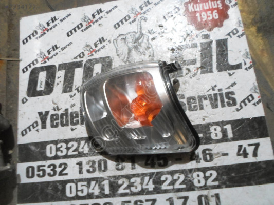 TOYOTA HİLUX 1999-2006 SİYAH SOL SİNYAL SIFIR
