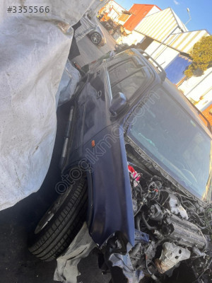 Honda CRV Sağ Ön Çamurluk