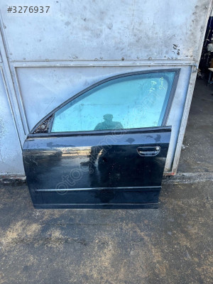 Audi A4  ÇIKMA SOL ÖN KAPI