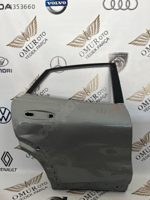 FORD PUMA SAĞ ARKA KAPI ORİJİNAL ÇIKMA