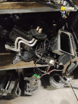 Renault Clio 3 kalorifer kutusu