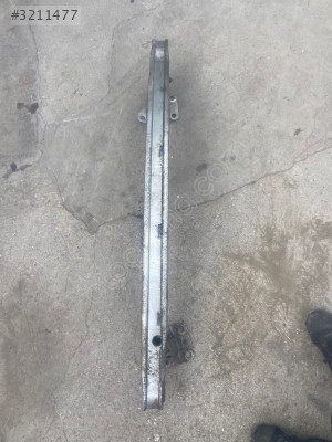 Renault Megane 2 ön tampon demiri alüminyum