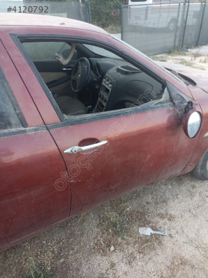 ALFA ROMEO 156 SAĞ ÖN KAPI OZANSOY BURSA