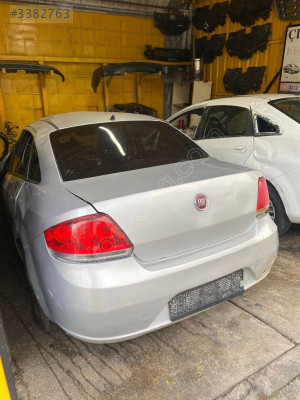 FİAT LİNEA BAGAJ KAPAĞI ORJİNAL ÇIKMA HATASIZ