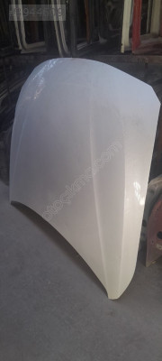 BMW F30 3 serisi kaput çıkma