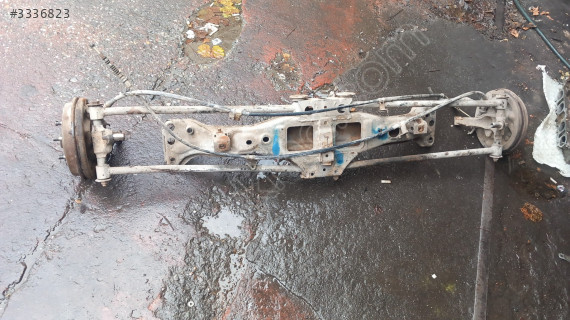 Çıkma mazda 323 practica arka dingil