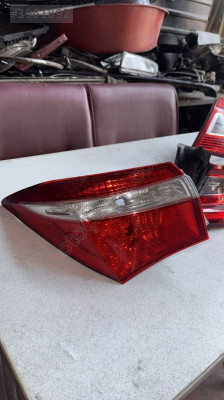 Toyota korolla sağ arka stop lambası