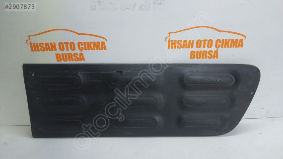 Citroen C4 Cactus sağ ön Kapı bandı 9801023480