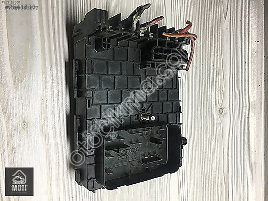 VW passat CC audi sigorta kutusu 3C0937125A