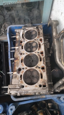 Alfa 146 1.4 silindir kapağı