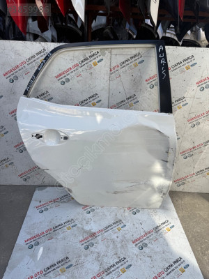 Toyota Auris sağ arka kapı 2007 2012
