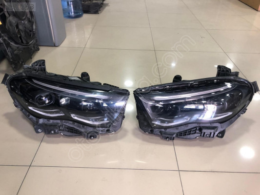 MERCEDES E SERİ W214 SAĞ-SOL FAR 2149064202/4102