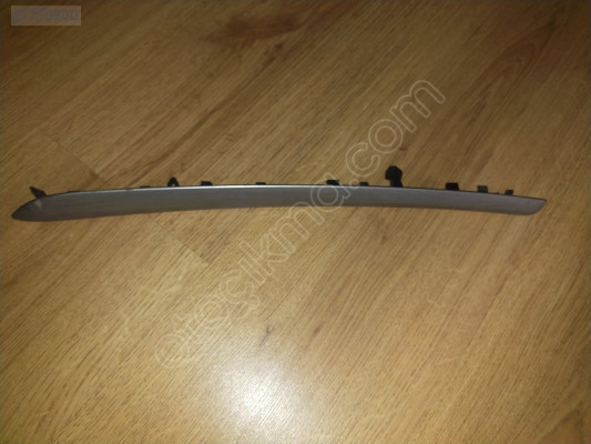RENAULT MEGANE 4 KAPI KARTONU CITASI 809R67444R
