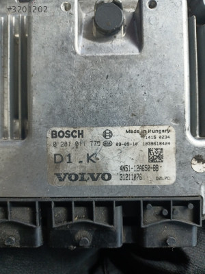 Volvo S40 motor beyni 0281 011 775
