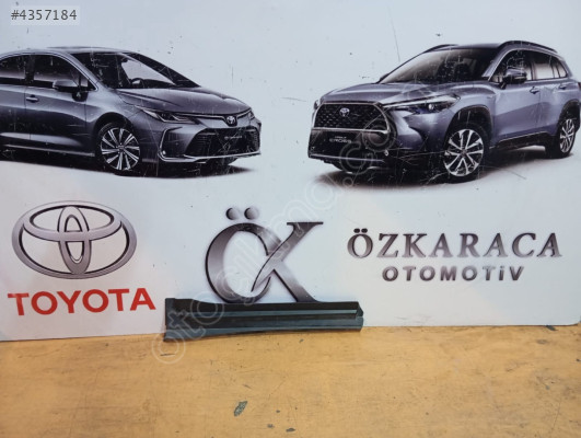 2024-2025 TOYOTA C-HR ÇIKMA ORİJİNAL KAPI BANDI