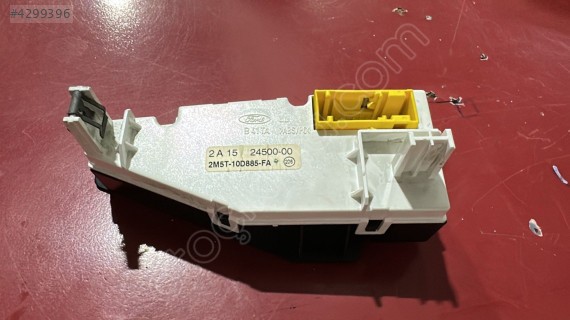 2M5T-10D885-FA FORD FOCUS 1 SEDAN GHİA SAAT