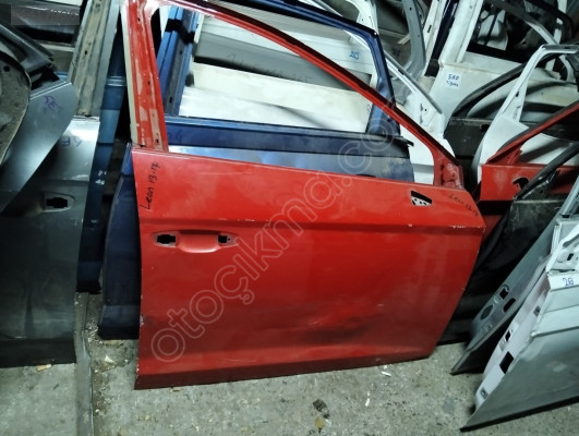 2013-2020 LEON SAĞ ÖN KAPI