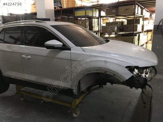 VOLKSWAGEN T-ROC 2017 2024 SAĞ ÖN KAPI SÖKME 2GA831052AC